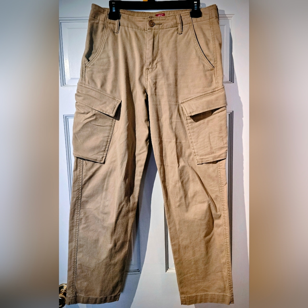 Levi's Men's Beige Cargo Pants 31/32